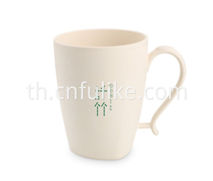 Plastic Mug